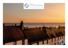 Crail Posthouse - 19th Century traditional house